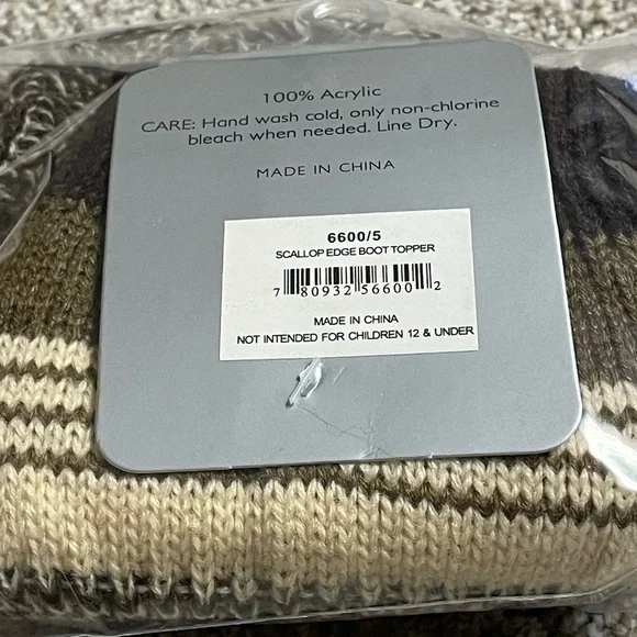 NWT - Howard’s “Always something special” Boot Toppers (Scallop Color, One Size) - Picture 5 of 5